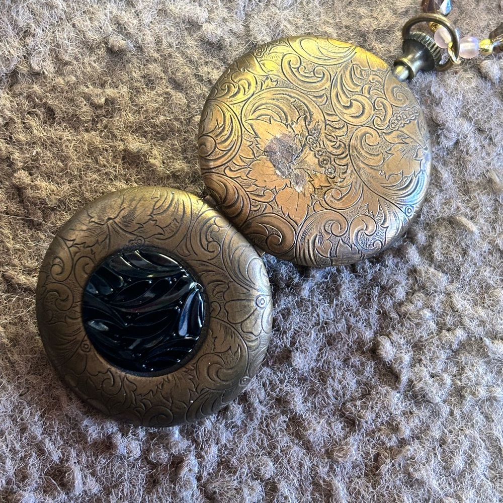 Handcrafted vintage pocket watch case locket art glass bead orca agate necklace - Picture 6 of 14